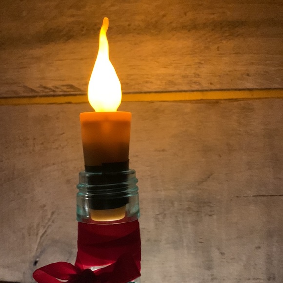 Grinch face candle top wine bottle lantern - Picture 6 of 9